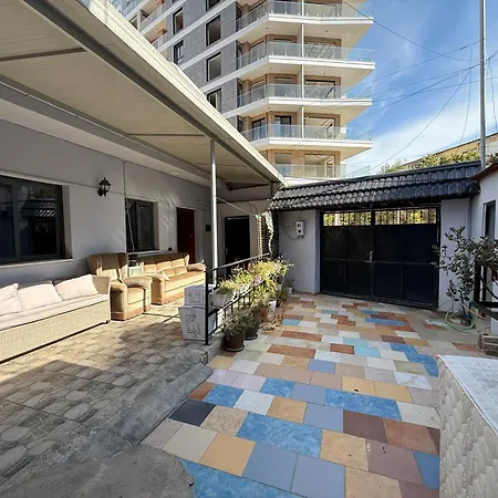 旅馆 Alina 地拉那