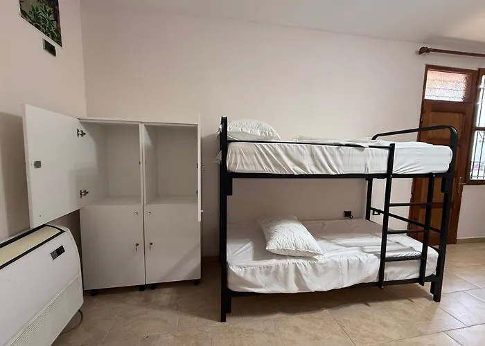 Alina Hostel Tirana